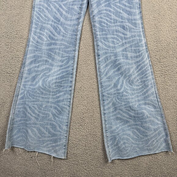 Wrangler Jeans Womens 26x34 Light Wash Wanderer 622 High Rise Flare Full Length - Picture 3 of 14